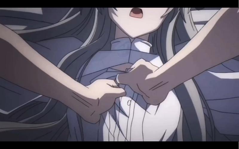 二次元美女被❌动漫开襟视频