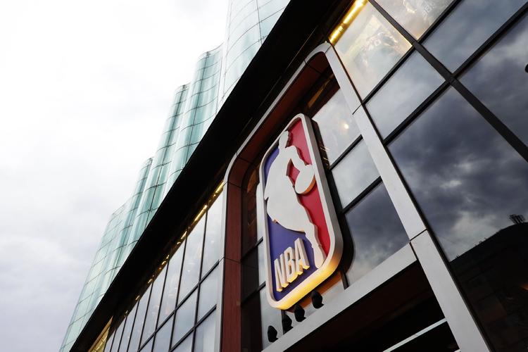 nba中国官方网站的网站界面分析