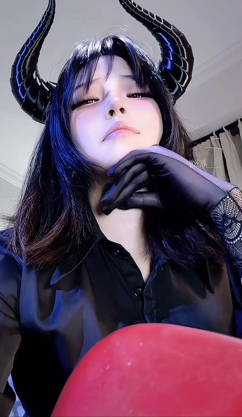 满脸嫌弃的侄女211奖励版
