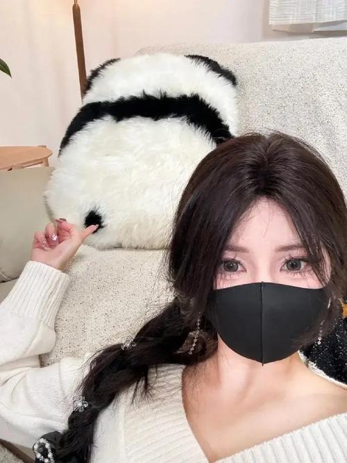 台北娜娜NANA作品在线修改版无广告
